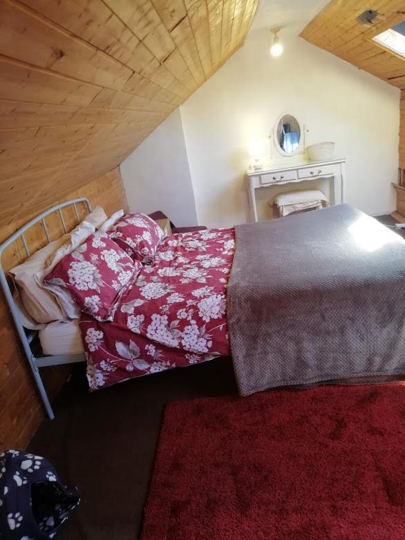 Cozy Loft In Bushey, 20 Mins By Train To Euston London Daire Dış mekan fotoğraf